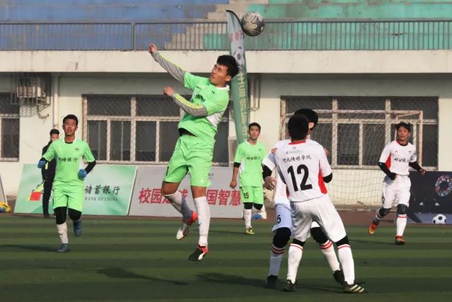 麦科勒姆30分萨博尼斯17+10 鹈鹕客场大胜国王